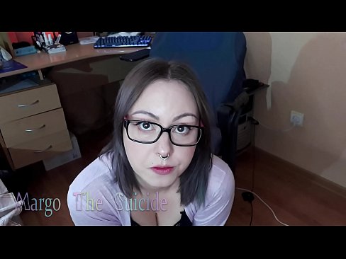 ❤️ Une fille sexy avec des lunettes suce profondément un gode devant la caméra Vidéo anal at fr.pornodil.ru ❤